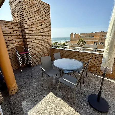 Apartamento Modern Flat With Pool & Sea View