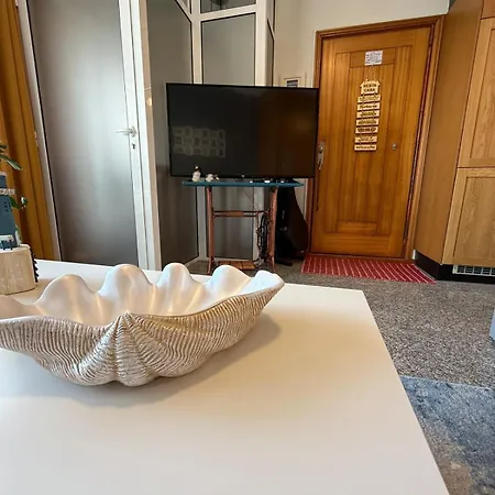 Modern Flat With Pool & Sea View Apartamento *
